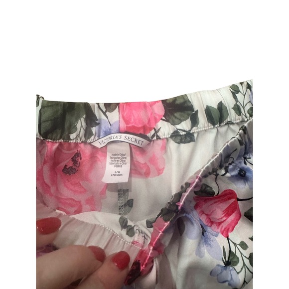 Victoria's Secret Satin Pajama Shorts Floral Lounge Large Cottagecore Valentines - Picture 3 of 3